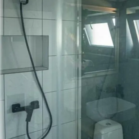 1 Bedroom House *