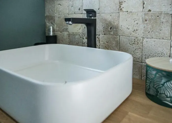 1 Bedroom House Holiday home