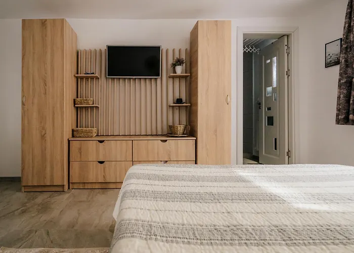 1 Bedroom House Holiday home Navodari